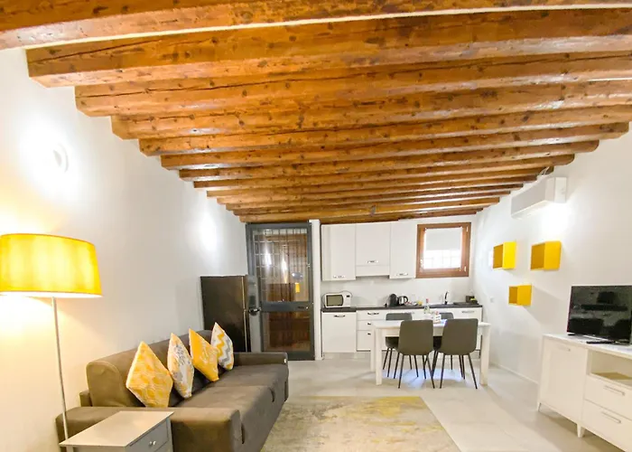 Lägenhet Isa Lovely In Venedig